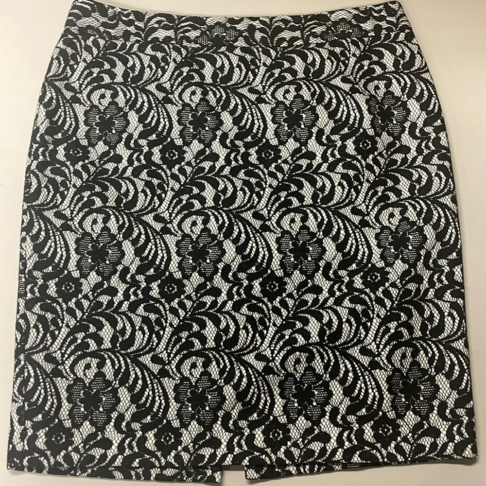 Worthington Black Lace Business Skirt Size 12